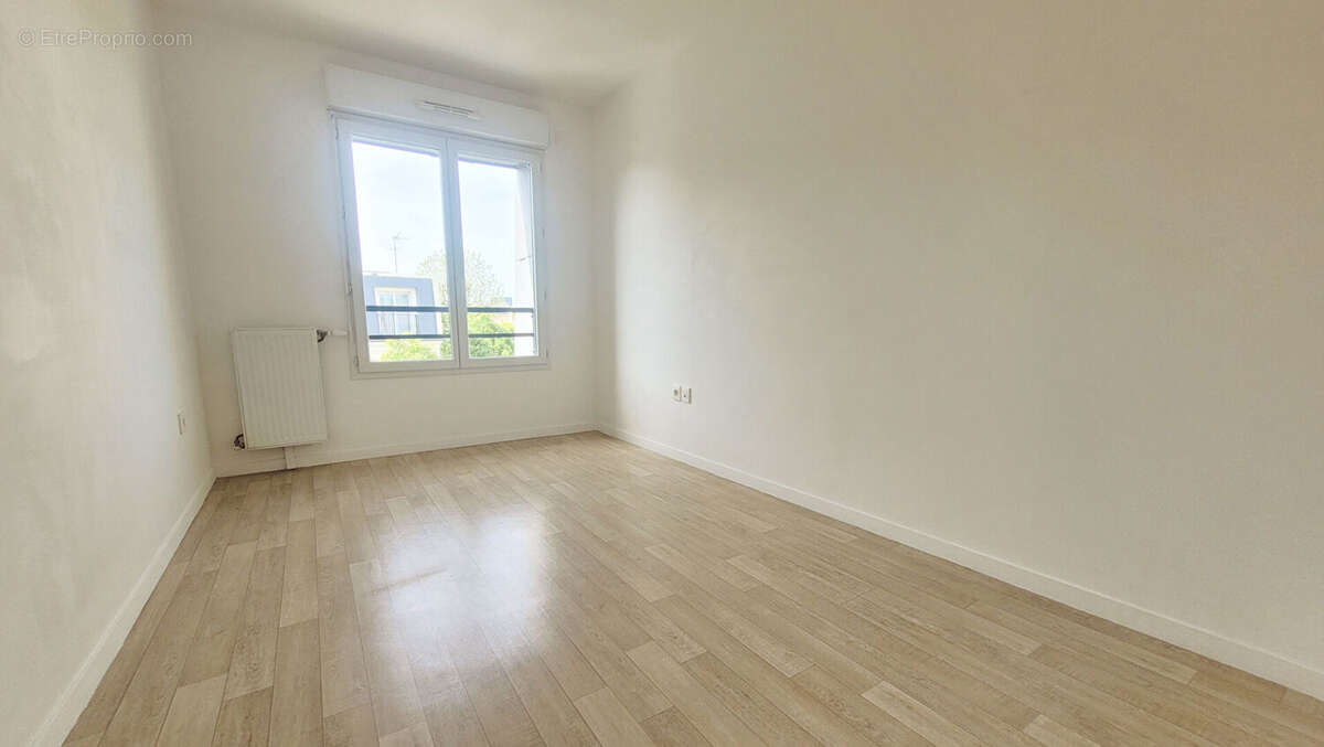 Appartement à DAMMARIE-LES-LYS