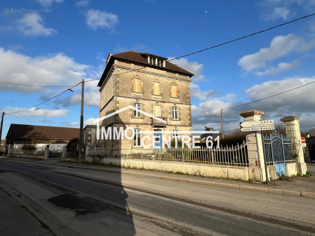 Maison à LA FERTE-MACE