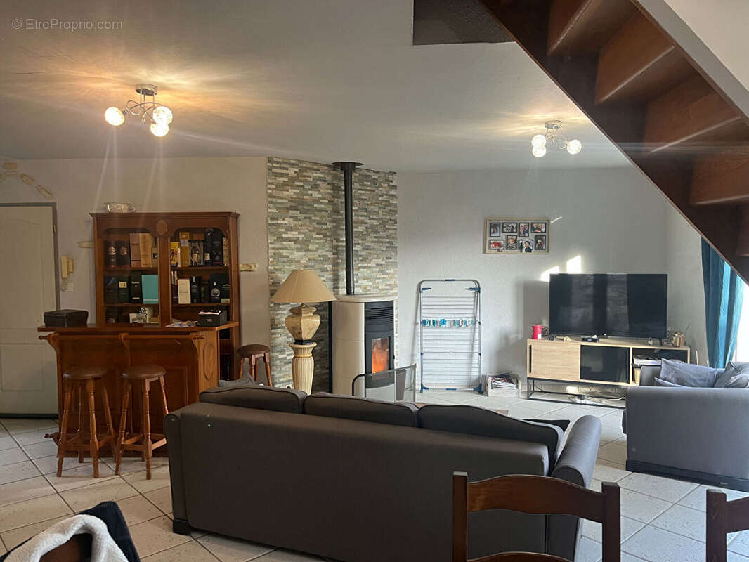 Maison à BRAIN-SUR-LONGUENEE