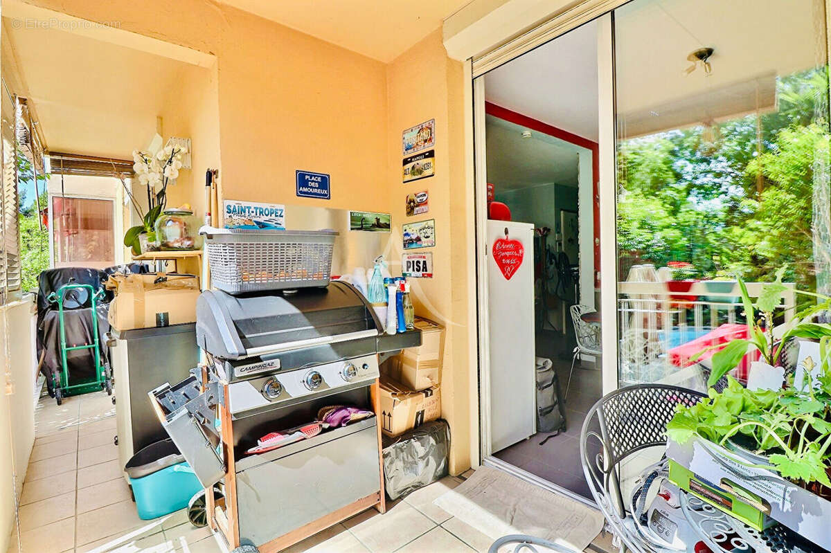 Appartement à MARSEILLE-12E
