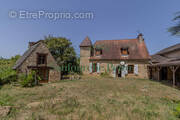 Maison à SAINT-CYBRANET