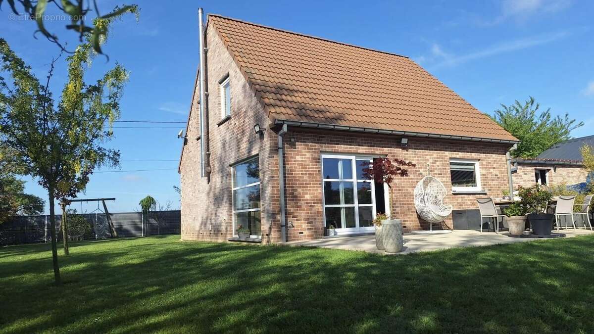 Maison à SERANVILLERS-FORENVILLE