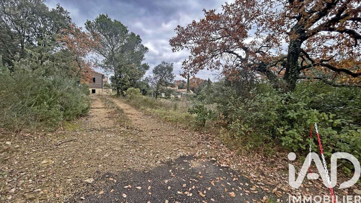 Photo 2 - Terrain à SAINT-MONTAN