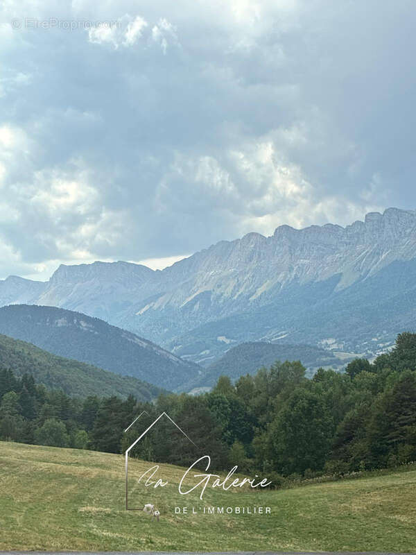 Terrain constructible viabilisé - 2100m2 - Brié et Angonnes - photo 3