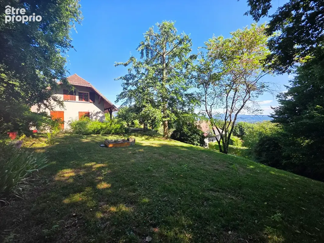 Maison - vue dégagée -  118 m2 - SAINT GENIX LES VILLAGES - photo 12