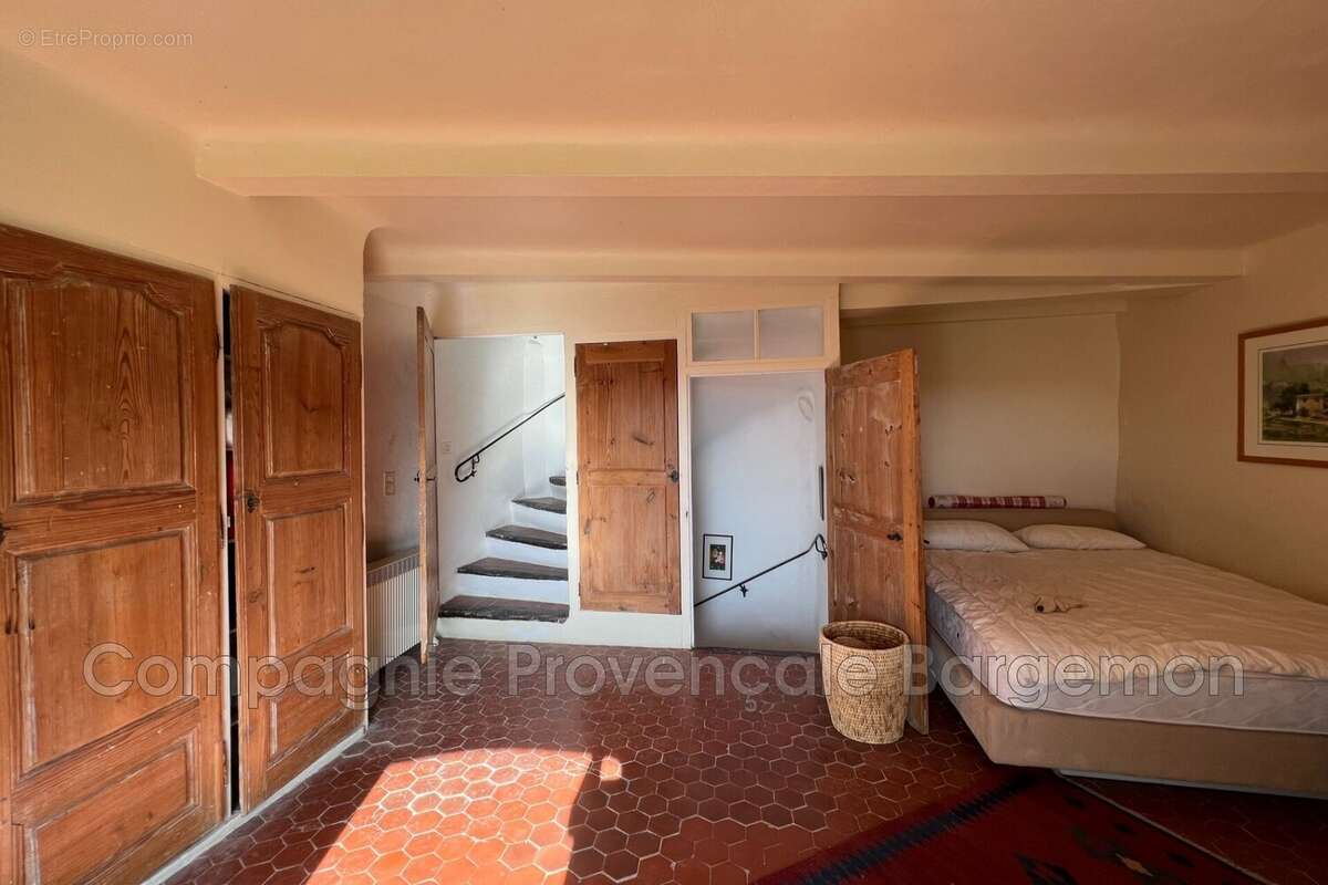 Maison à BARGEMON