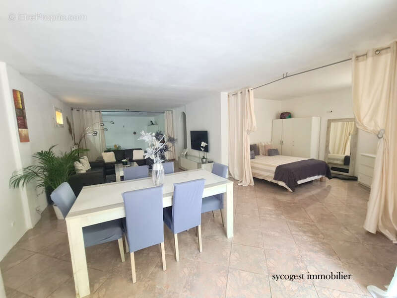 Maison à NOISY-LE-SEC