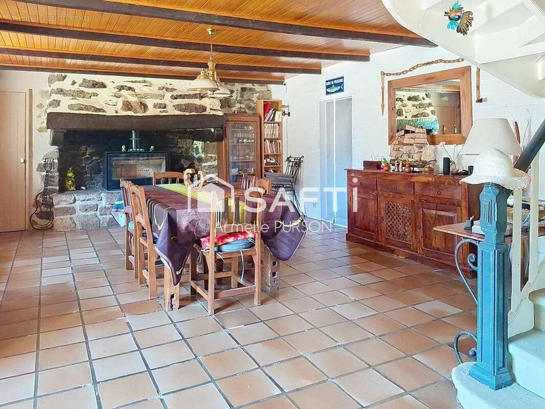 Maison 466 m² à Plomodiern  - photo 5