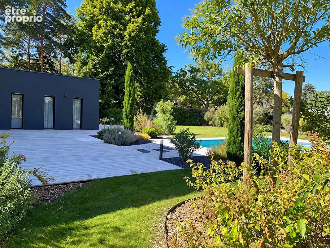 Une maison d'exception aux portes d'orléans - photo 3