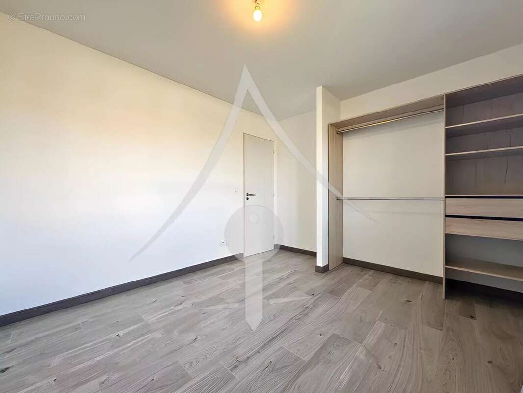 Maison à LAVERNOSE-LACASSE