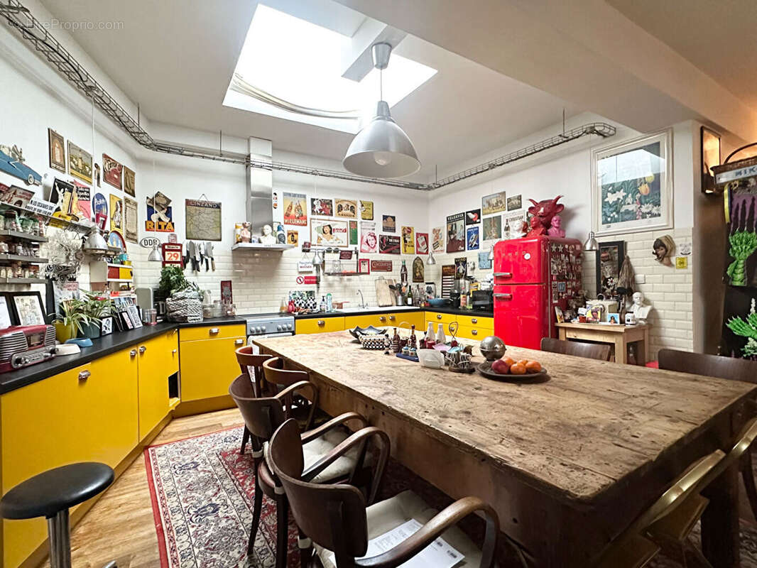 Appartement à PARIS-18E