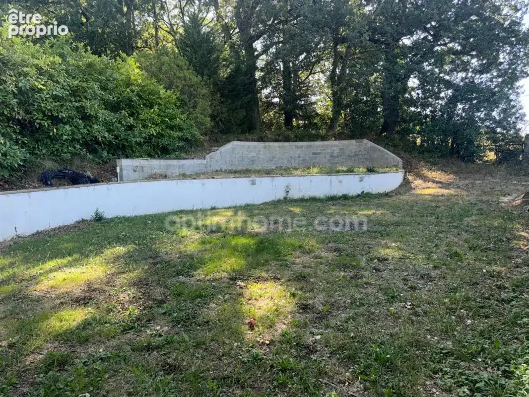 Maison, ferme à rénover, piscine, terrain de 1 900 m² - photo 15