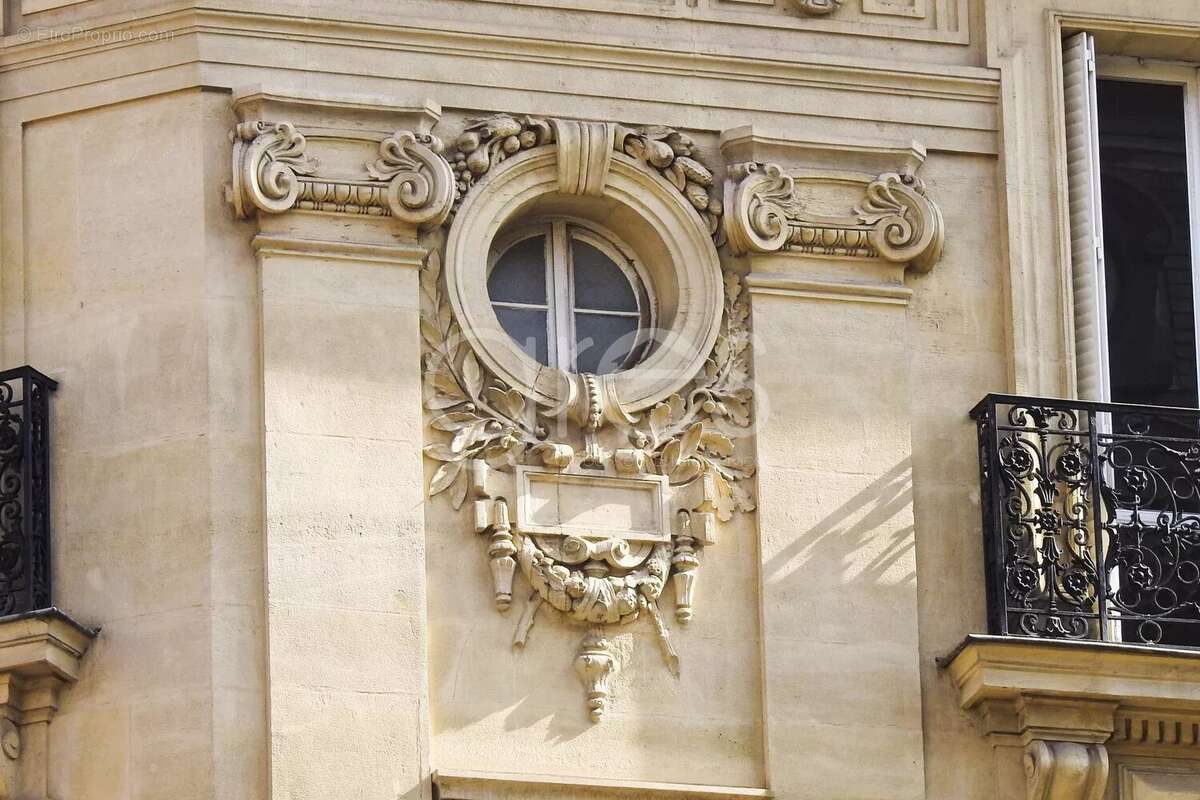 75008 paris triangle d’or / marbeuf. vente studio investissement. - photo 5