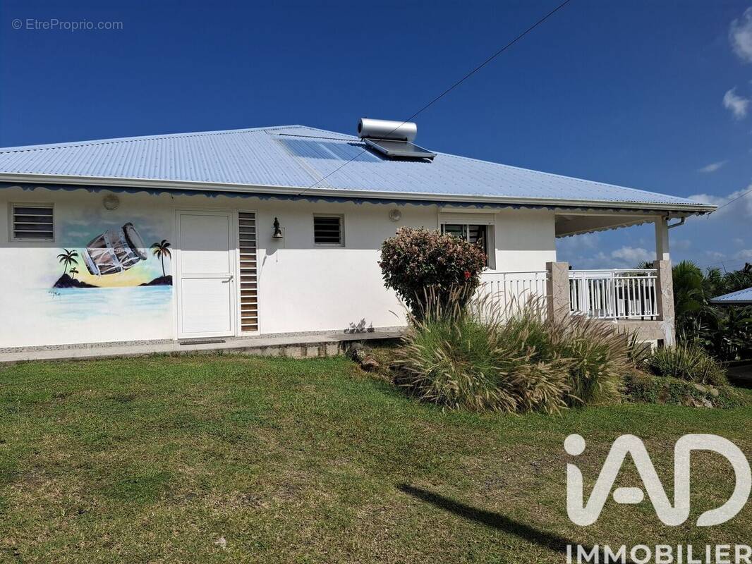 Photo 1 - Maison à SAINTE-ROSE