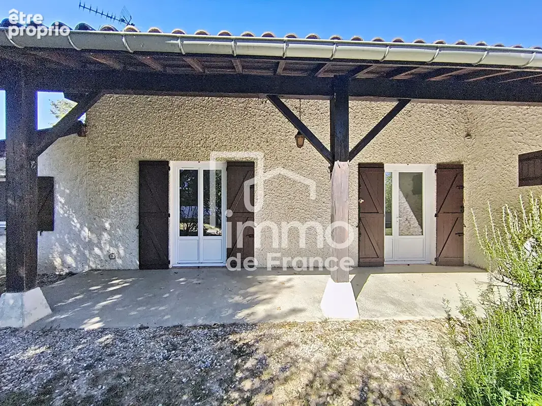 Maison de plain-pied 85 m² , 3 chambres , Terrain de 572 m²  à Saint-Maurice-de-Gourdans - photo 13