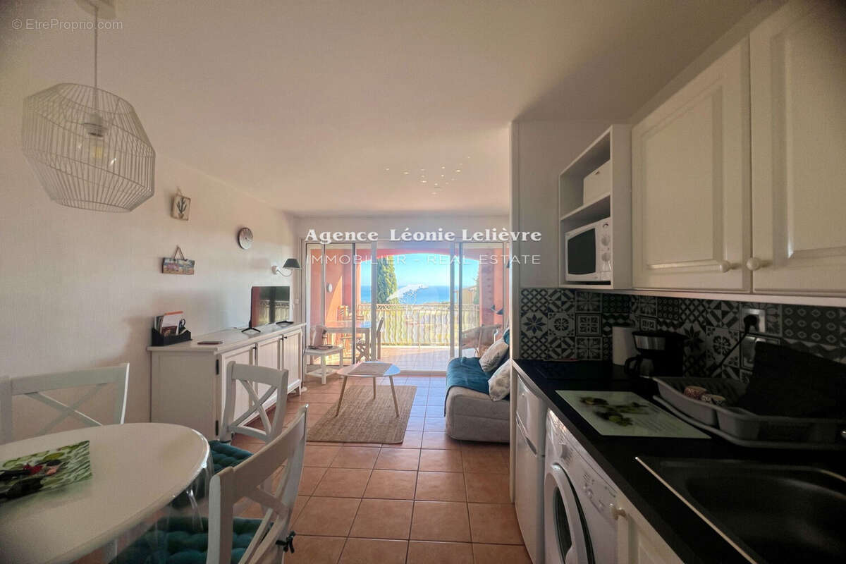 Appartement à LES ISSAMBRES