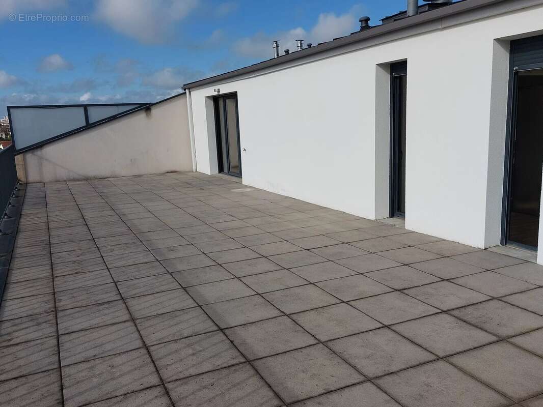 Appartement à BORDEAUX