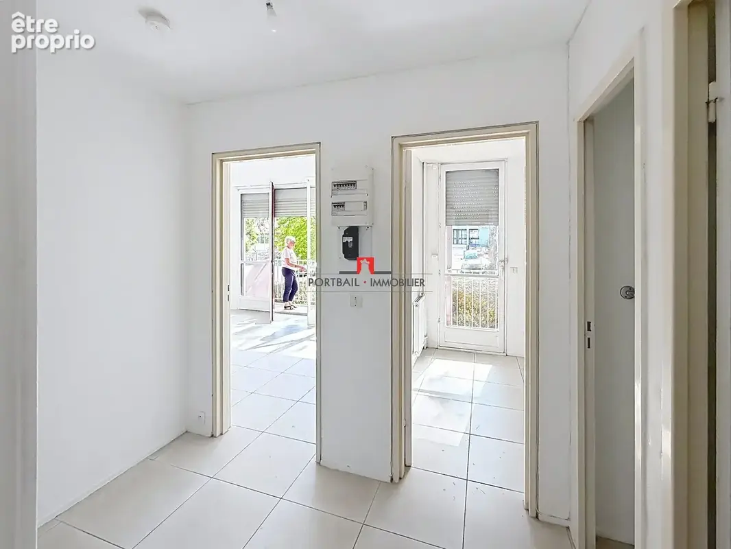 Appartement 53 m² à Cenon  - photo 5
