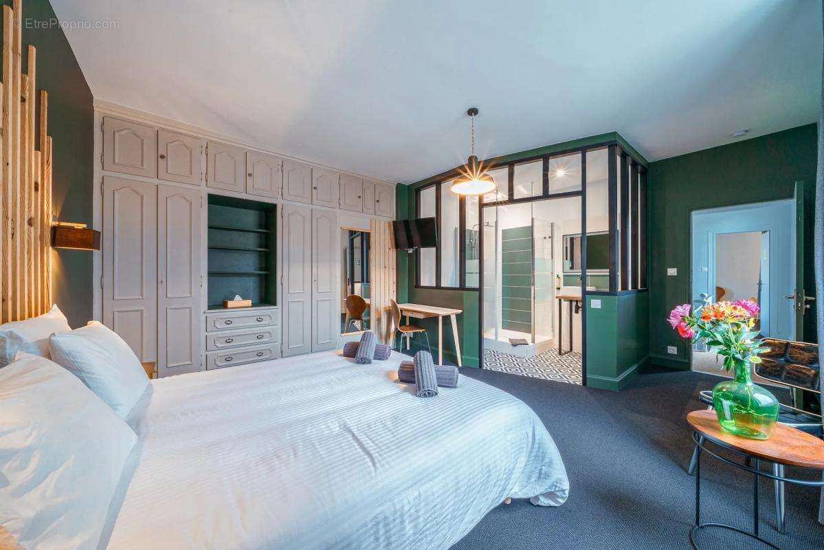 Maison à NEUVILLE-DE-POITOU