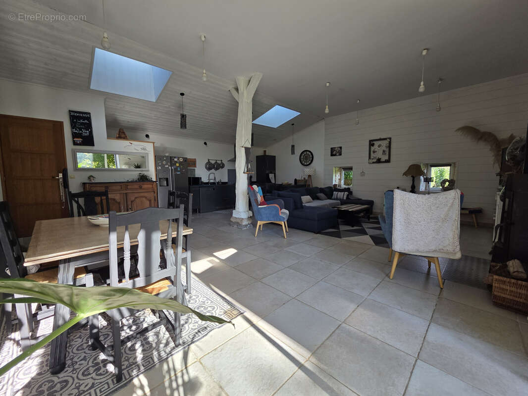 Maison à CASTILLONNES