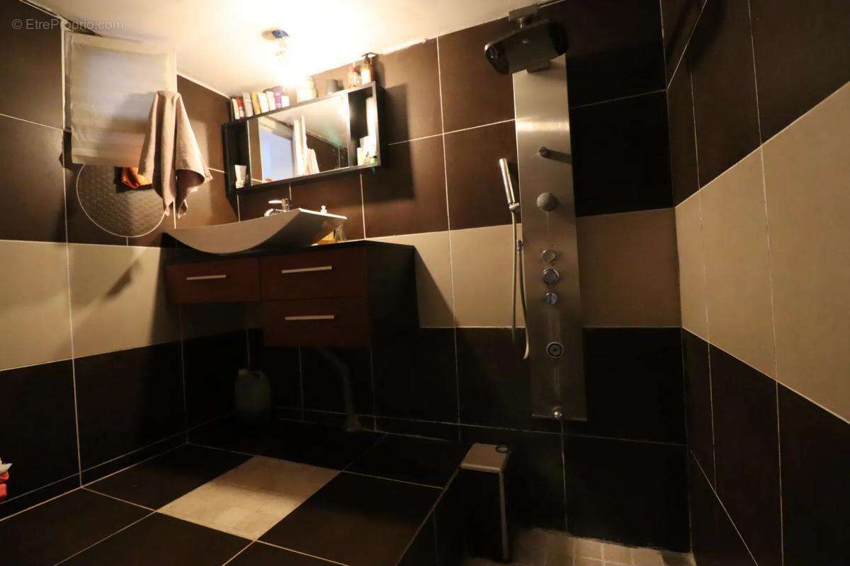 Maison à LA RICAMARIE