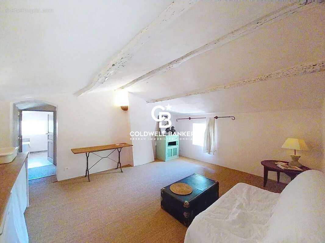 Maison à SAINT-ANTONIN-DU-VAR