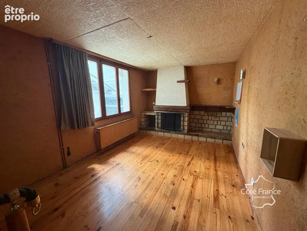 Magnifique maison en pierre de taille   Charme atypique et b - photo 13