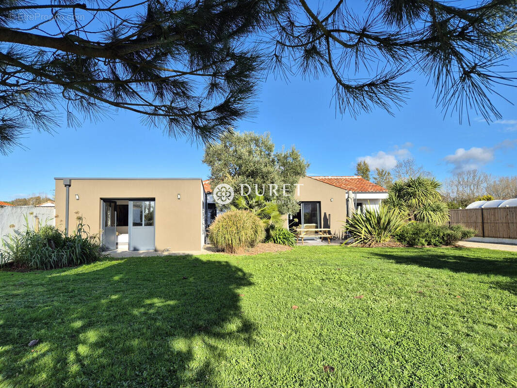 Maison à COMMEQUIERS