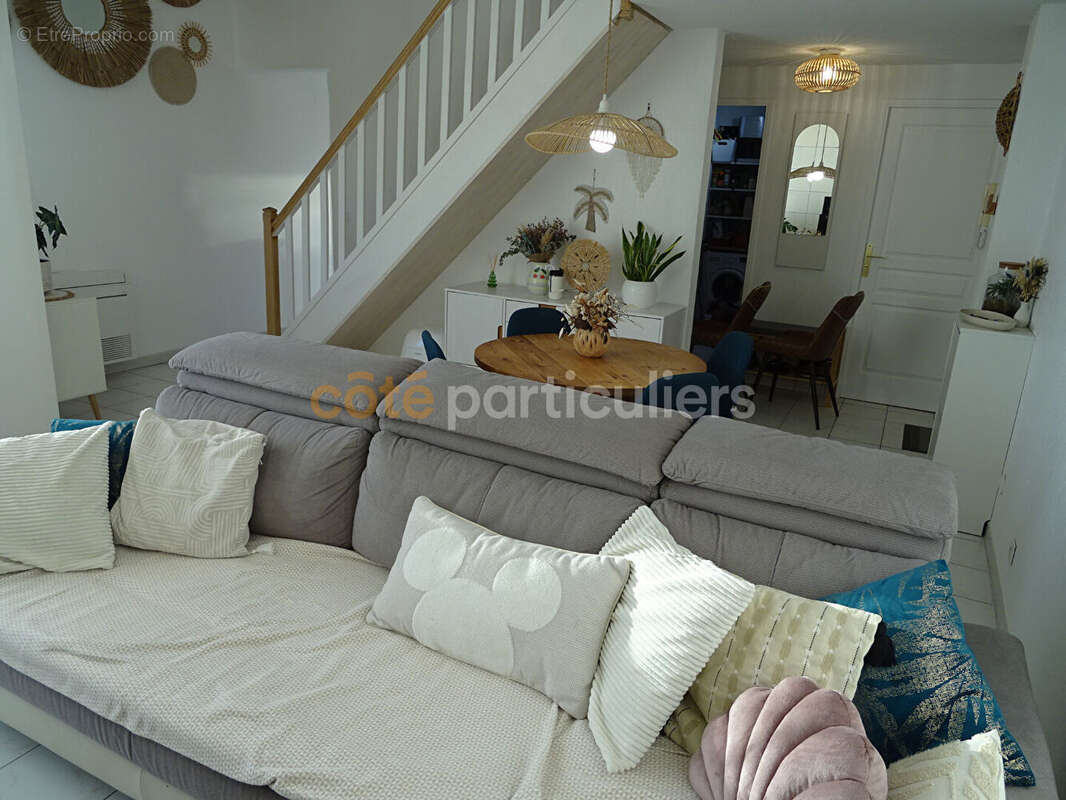 Appartement à LATTES