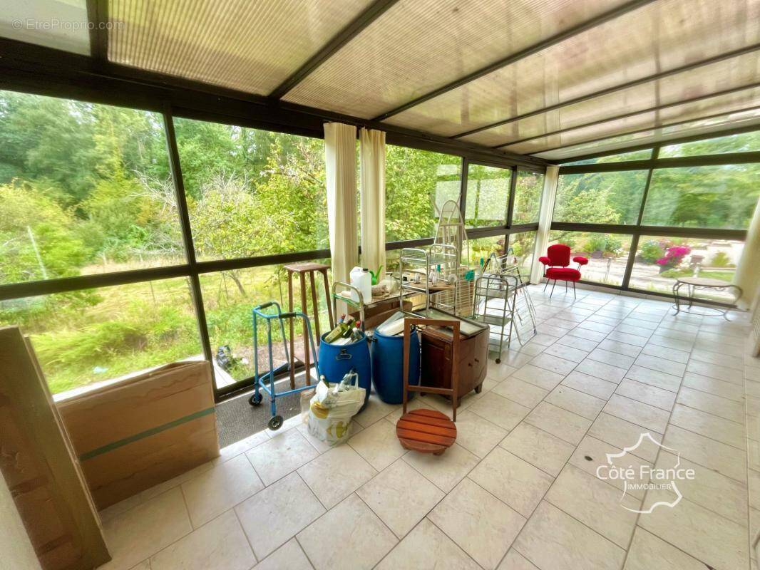 Très belle Maison familiale de 135 m2 avec vaste terrain arb - photo 4