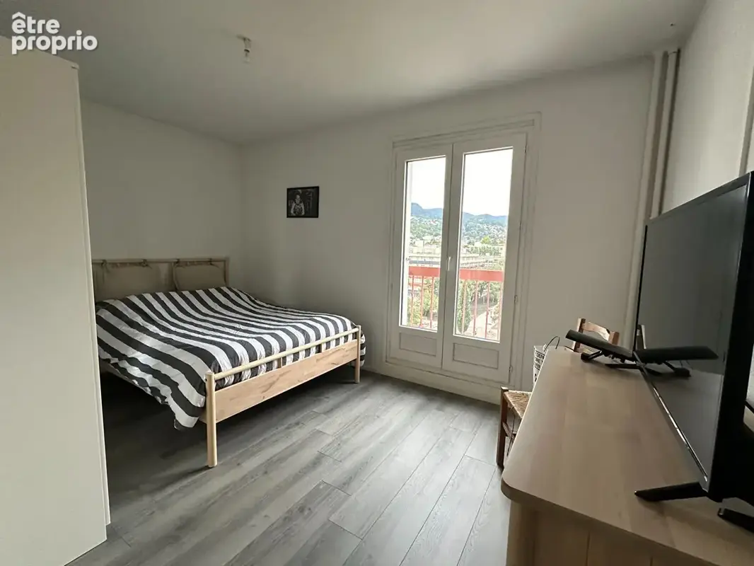 Clermont Ferrand les salinsT3 pièce(s) 66.77 m2, vue , parking, asc, 2 chambres rénové, 138000€ FAI - photo 11