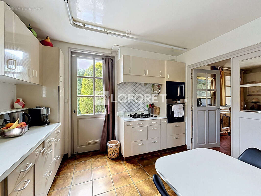 Maison Espaly Saint Marcel 7 pièce(s) 173 m2 - photo 5