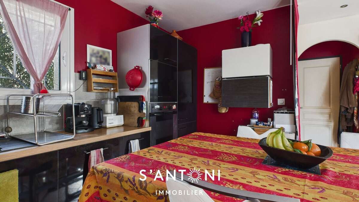 Maison à VILLENEUVE-LES-BEZIERS