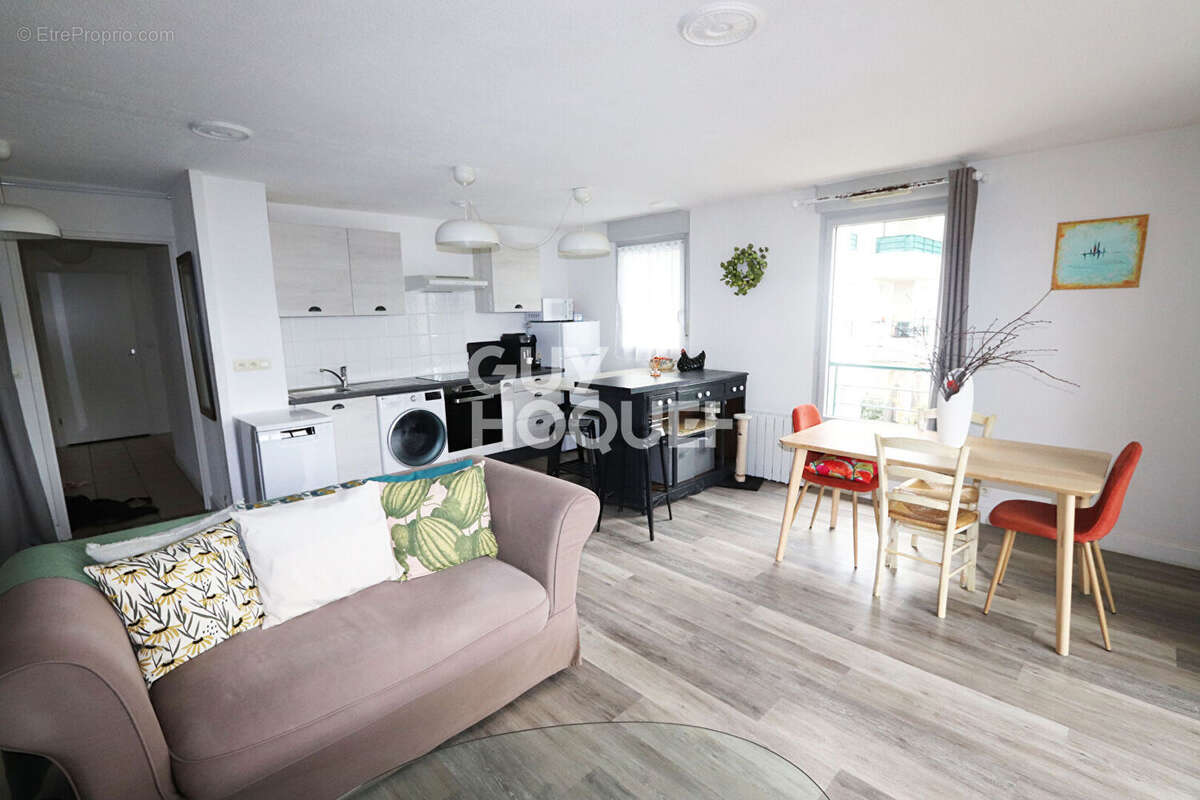 Appartement à LA RICHE