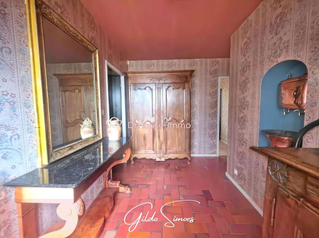 Maison 152 m² à Buxerolles  - photo 2