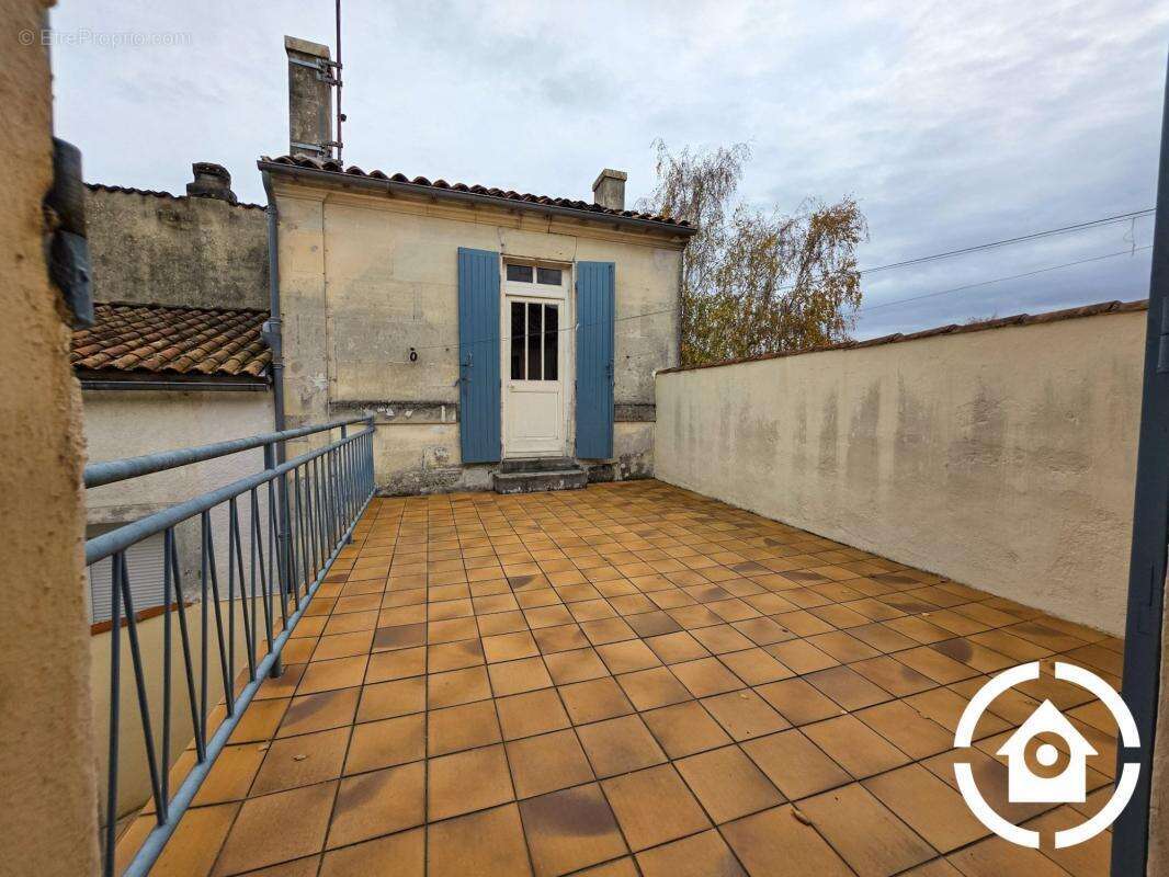 Maison familiale 4 chambres + dépendance et cour - photo 26