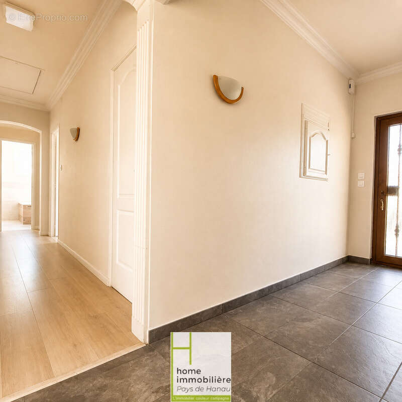Maison 125 m2 dans quartier résidentiel, joli terrain arboré - photo 9