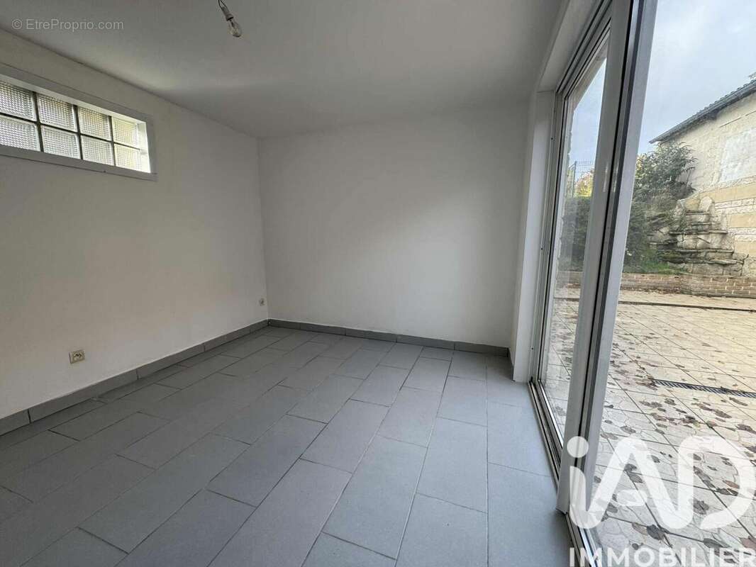 Photo 4 - Maison à LIETTRES