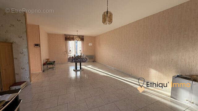 Maison à MARBEVILLE