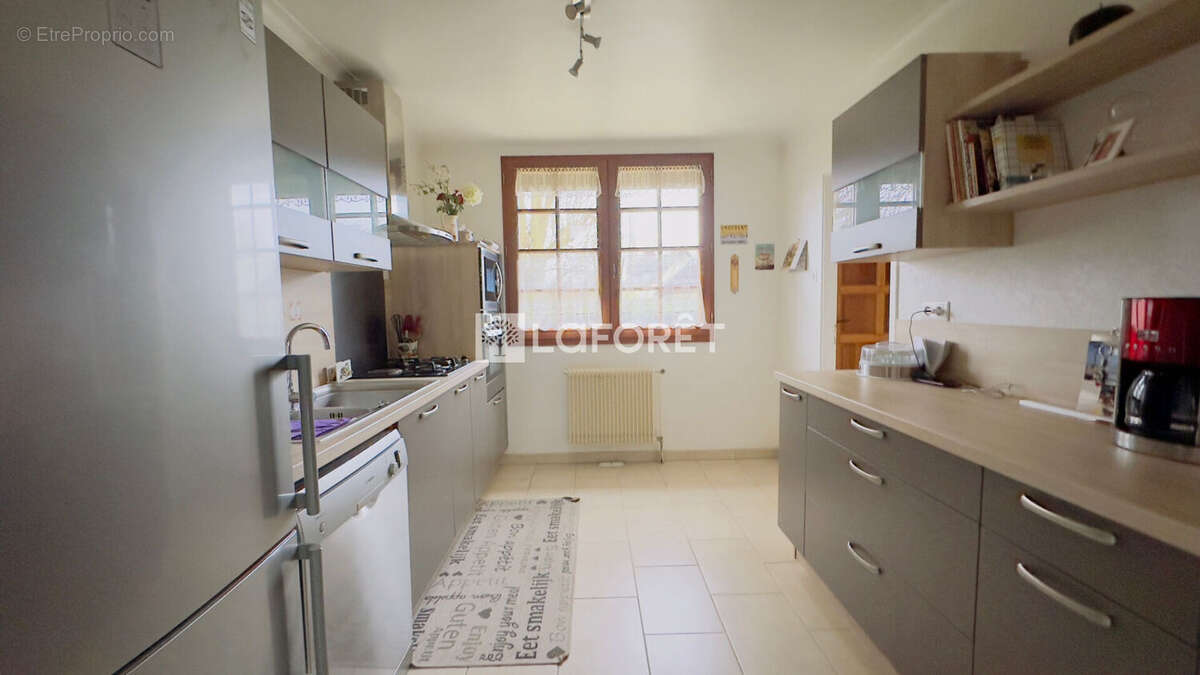 Maison à SAINT-JACQUES-SUR-DARNETAL