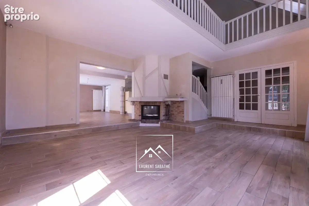 PAU (64) –  À VENDRE - Maison familiale de 213 m² - 5 chambres, bureau et piscine - photo 35