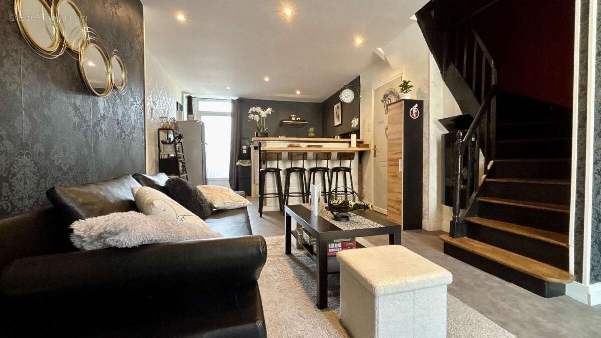 Maison 61 m² à Almeneches  - photo 4