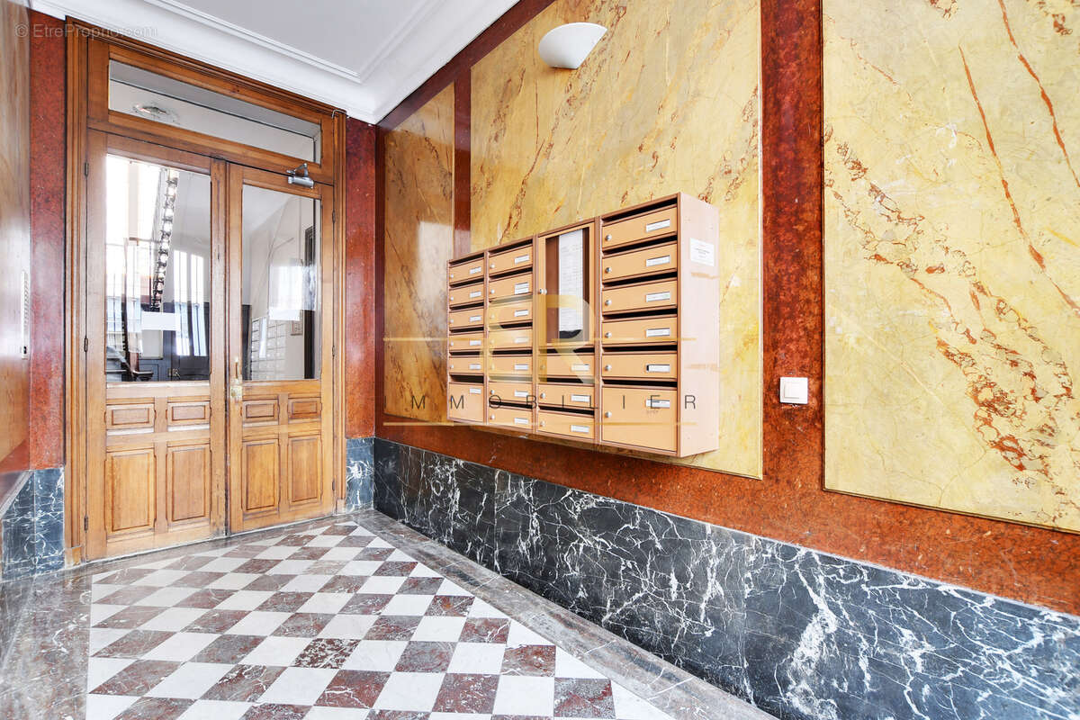 Lumineux / très bon état / lumineux / cour / calme - photo 8