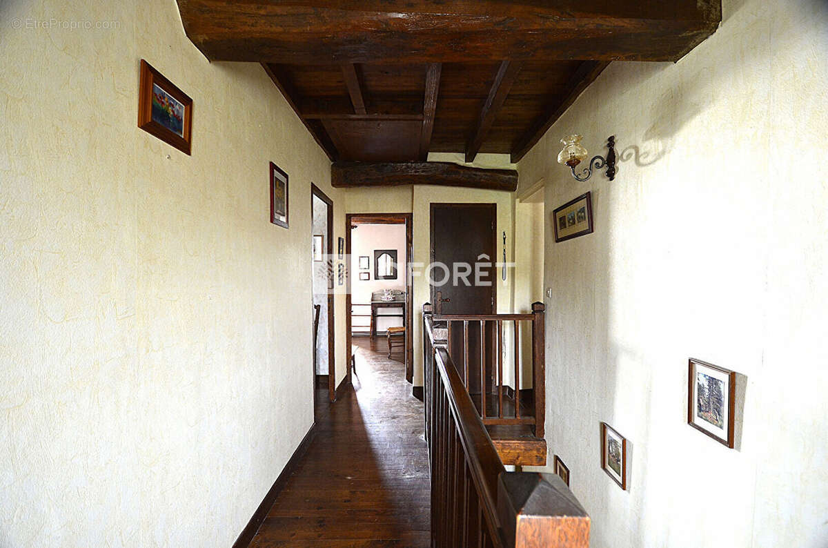 Maison à BOURG-SAINT-CHRISTOPHE