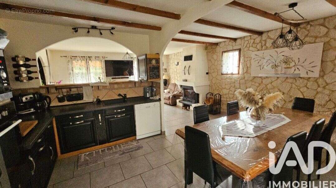 Photo 2 - Maison à FREJUS