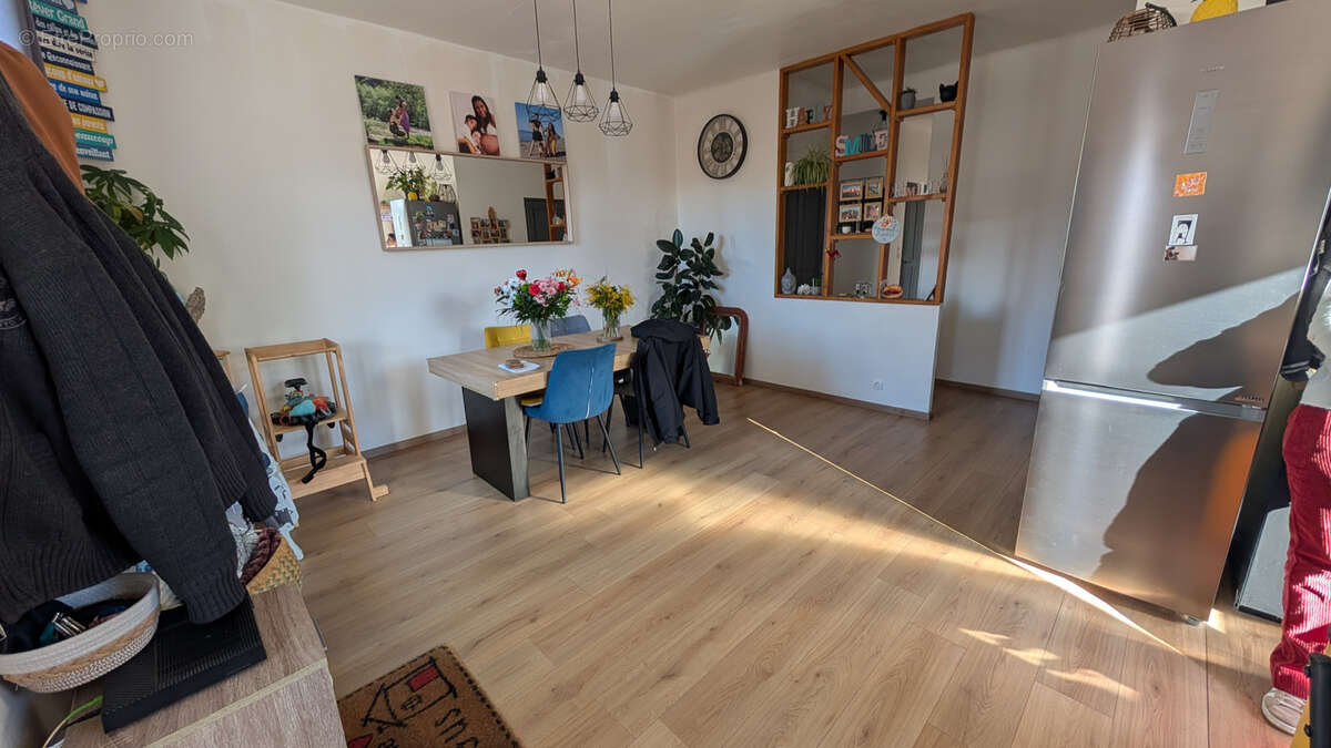 Appartement à GANGES