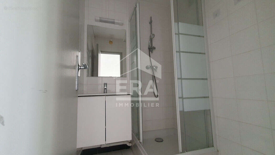 Appartement à SAINT-MAUR-DES-FOSSES