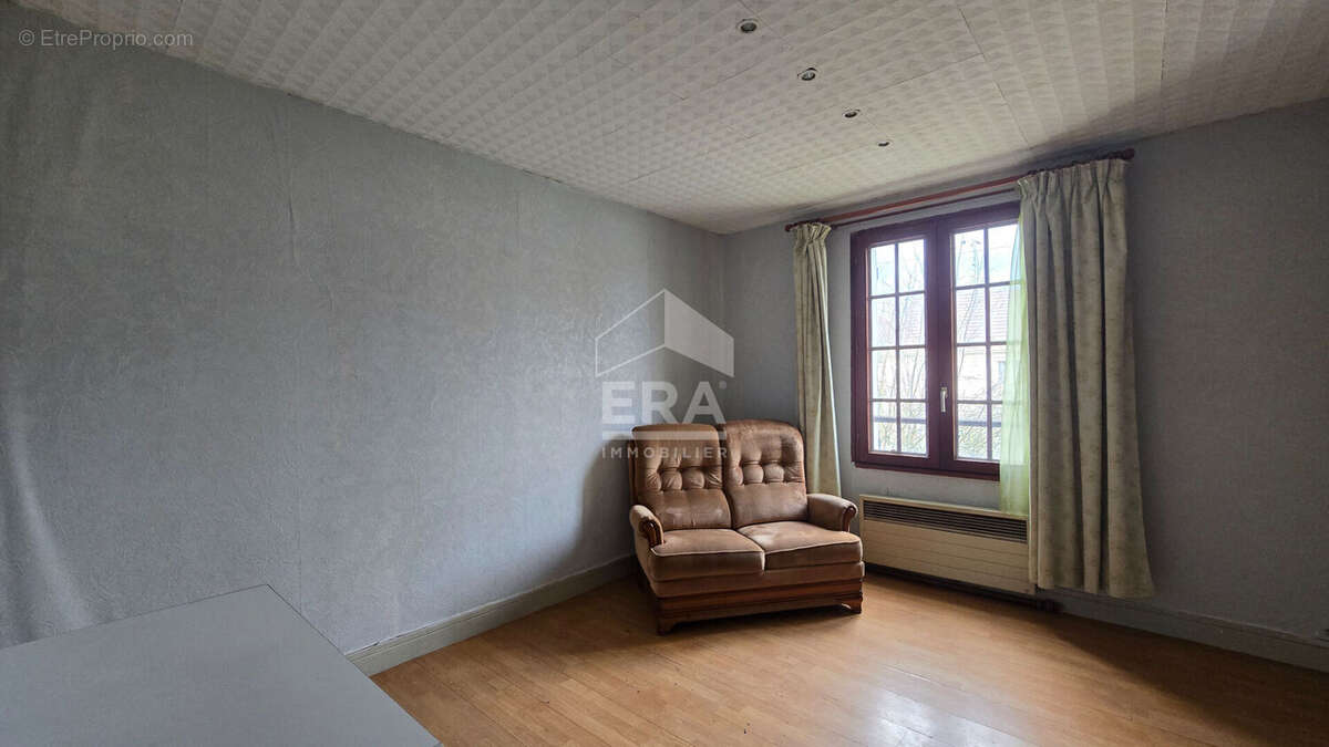 Maison à VIRY-CHATILLON