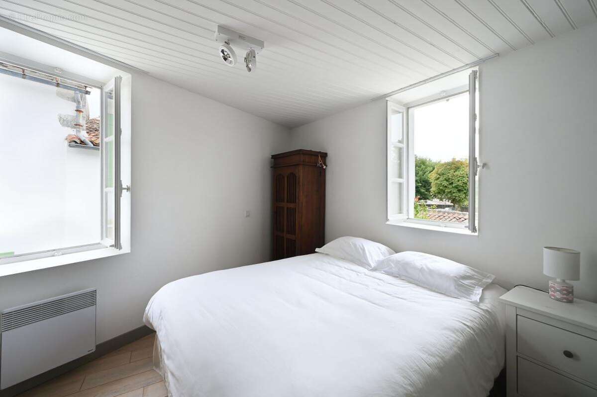 Maison à LE BOIS-PLAGE-EN-RE