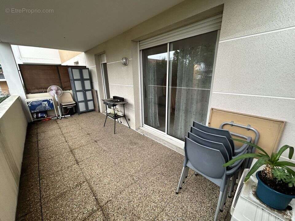 T2 - Chateau gombert - place - parking - terrasse - Appartement à MARSEILLE-13E